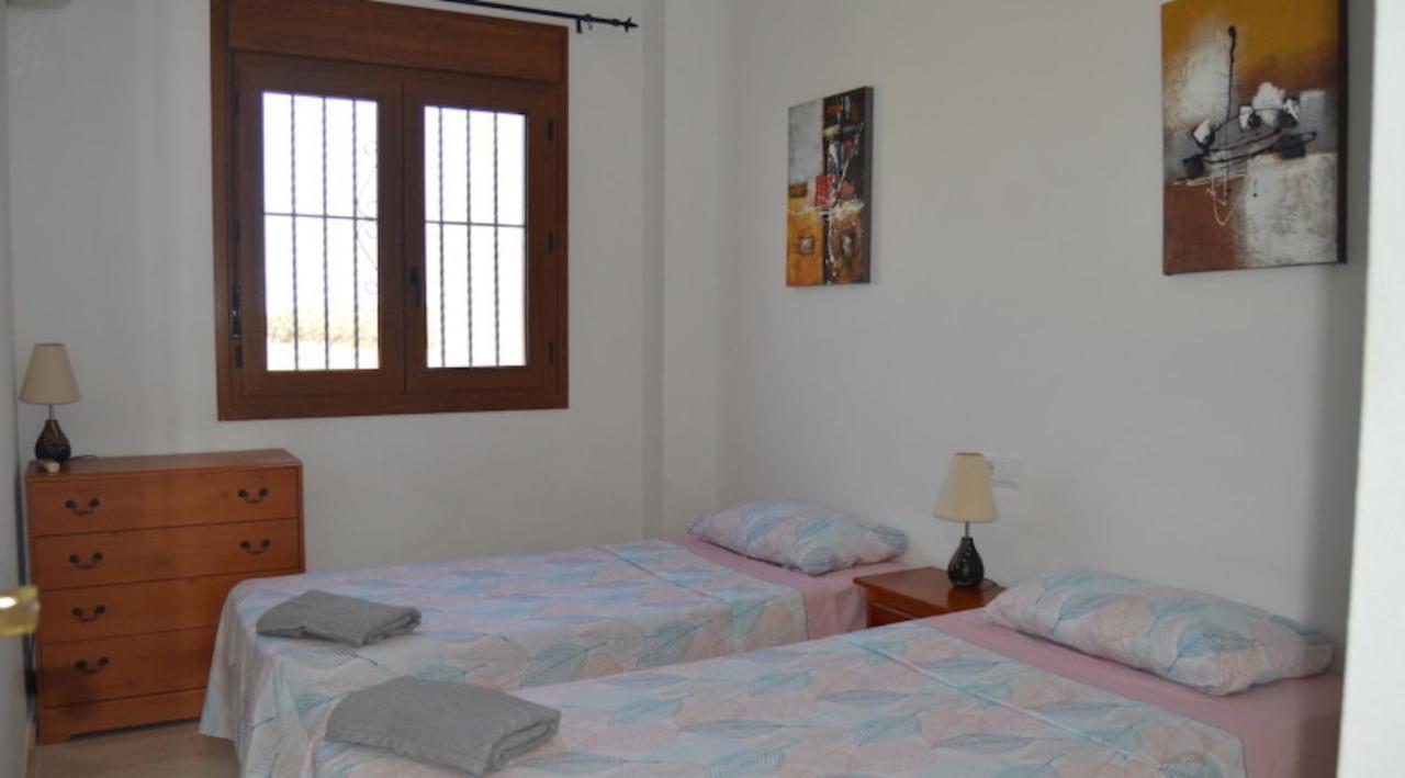 אוריהואלה Villamartin, Lovely 2 Bed House, Short Walk To The Plaza. מראה חיצוני תמונה